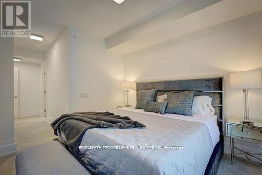 301 - 3 SOUTHVALE DRIVE Image 21