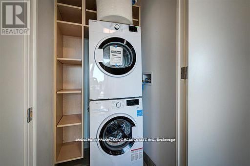 301 - 3 SOUTHVALE DRIVE Image 22