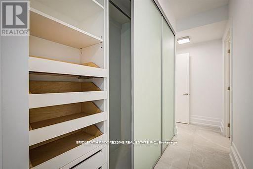301 - 3 SOUTHVALE DRIVE Image 24