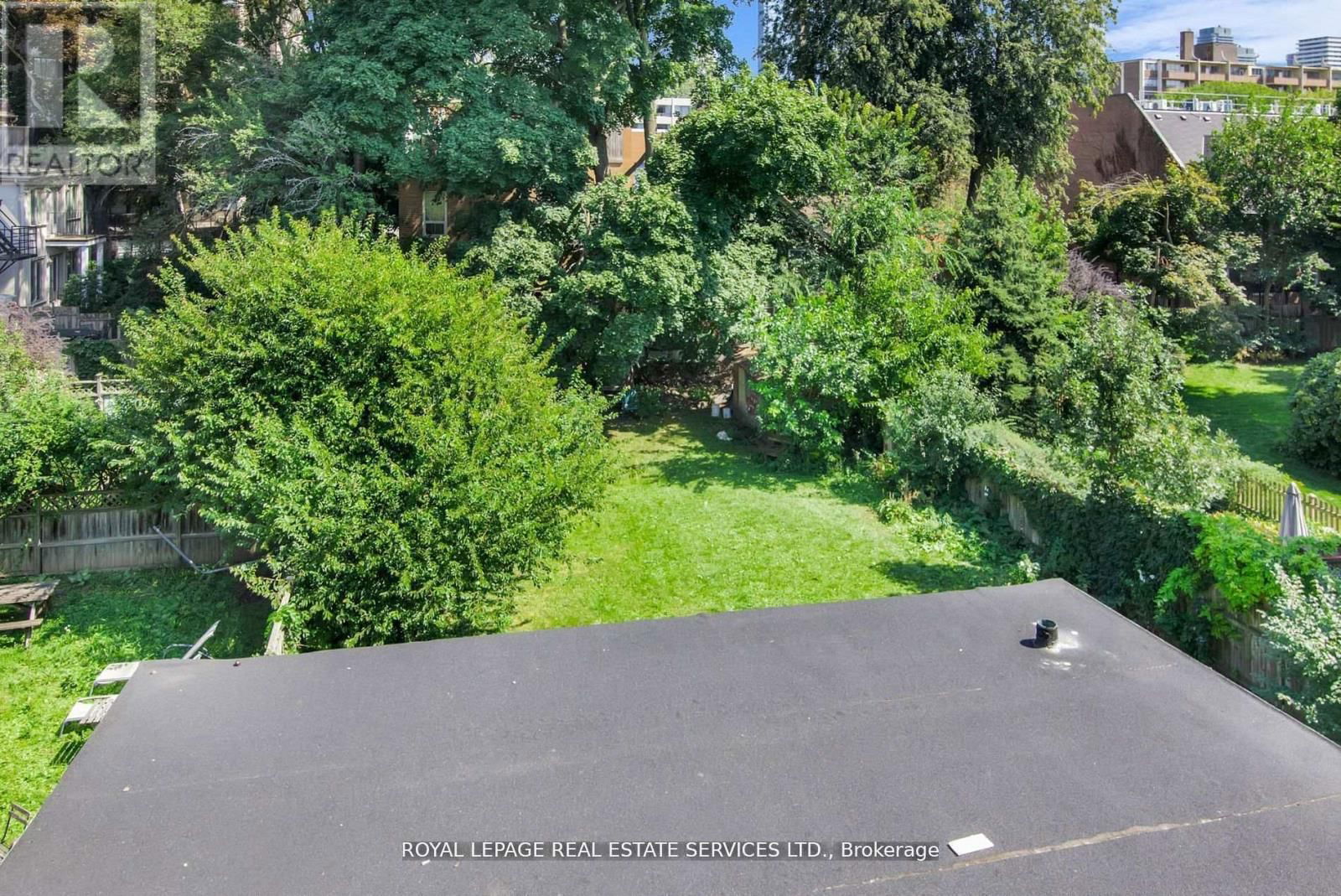 577 HURON STREET Image 7