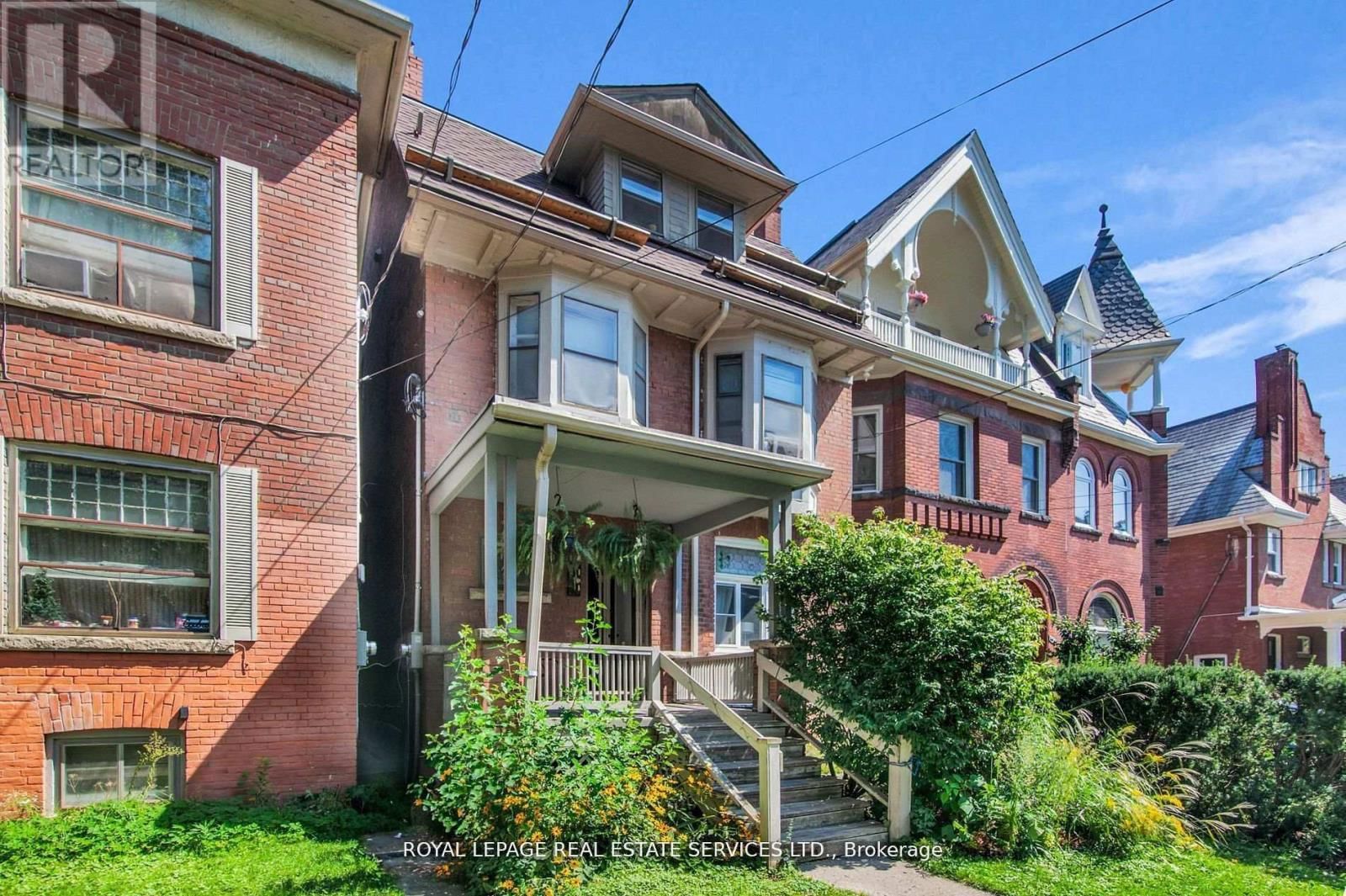 575 HURON STREET Image 4
