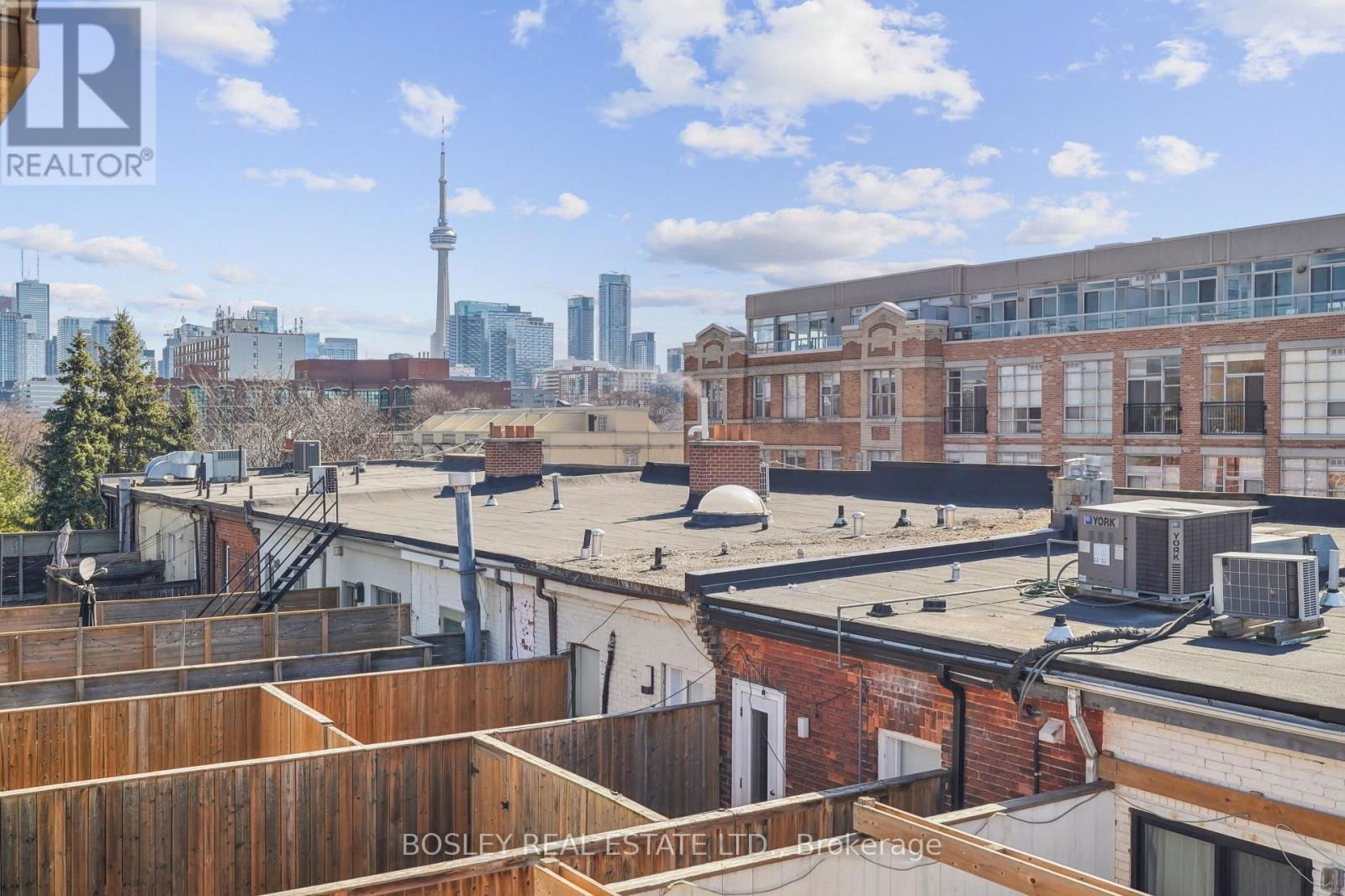 890 QUEEN STREET WEST Image 37