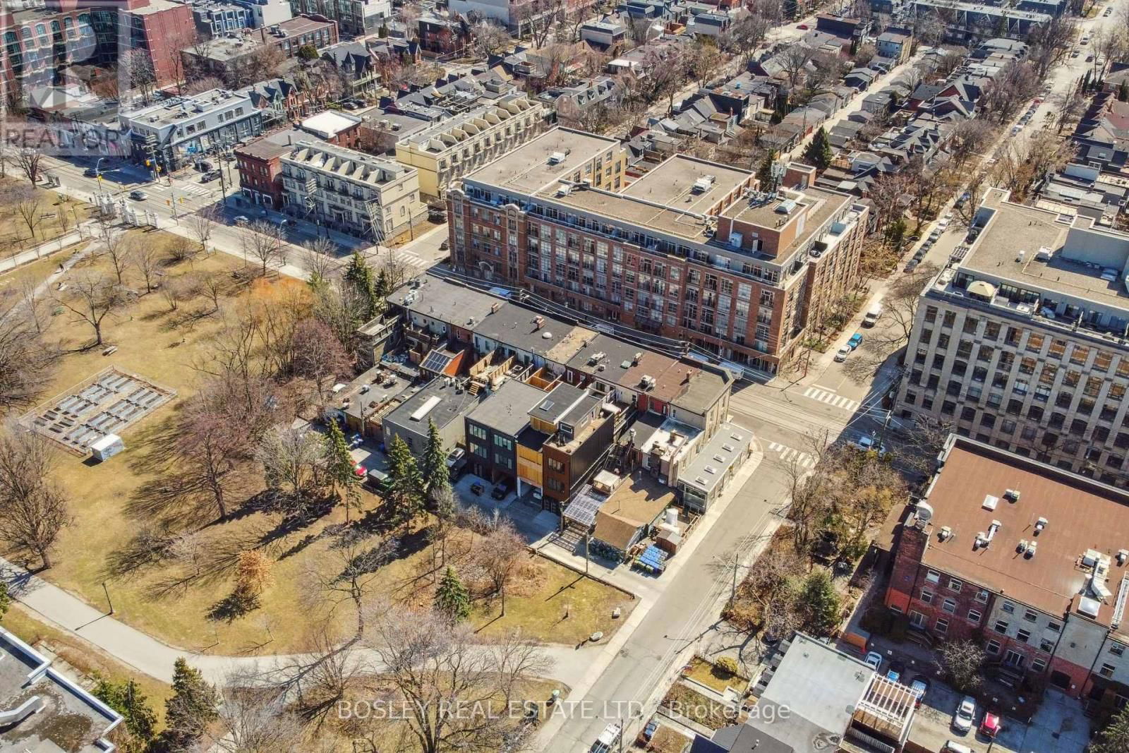 890 QUEEN STREET WEST Image 40