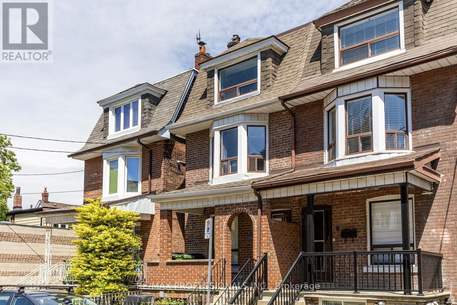 8 PARR STREET Image 12