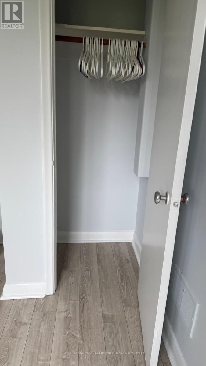 ACTON AVENUE Image 13