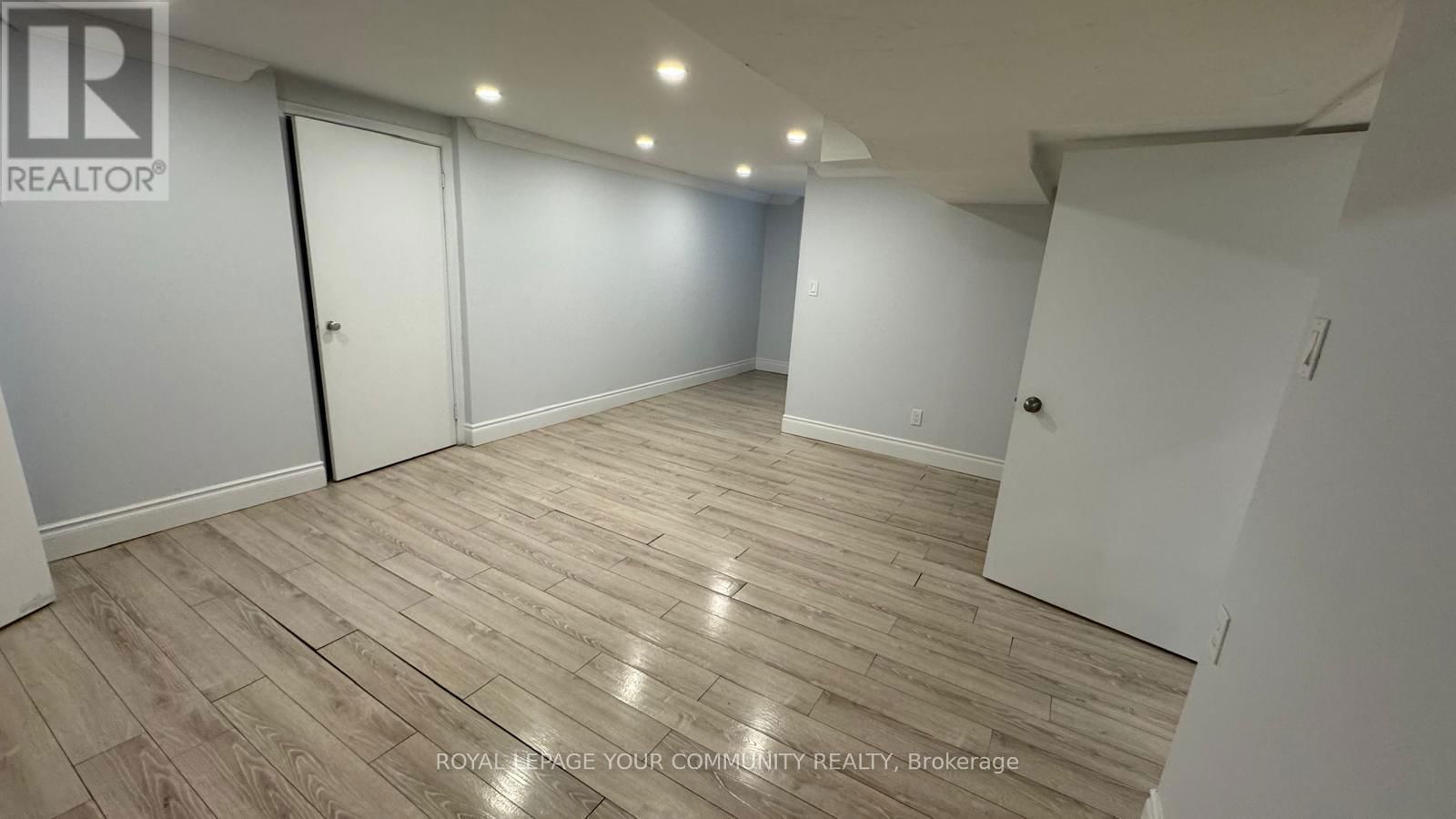 ACTON AVENUE Image 9