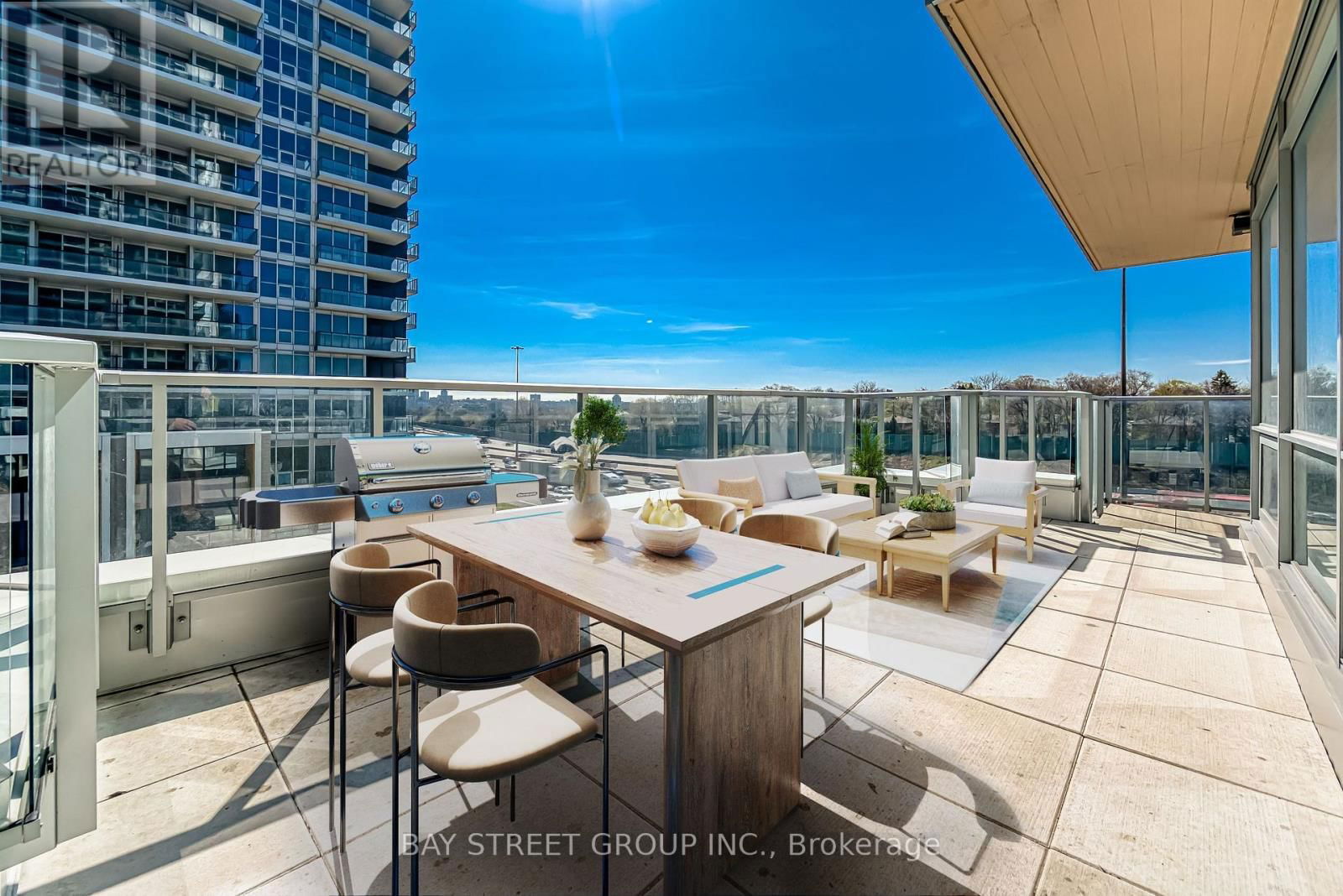 602 - 27 MCMAHON DRIVE Image 30