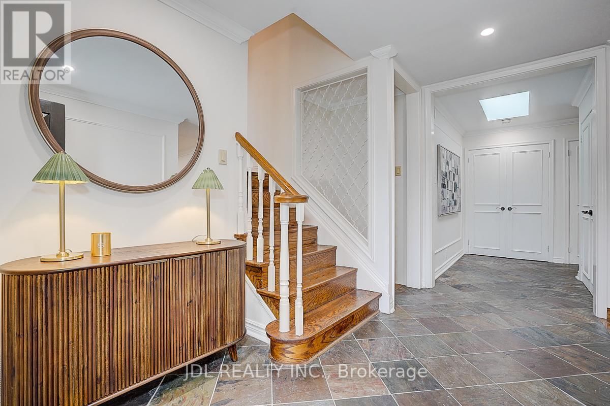 54 PLYMBRIDGE ROAD Image 12