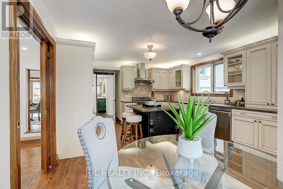 54 PLYMBRIDGE ROAD Image 29