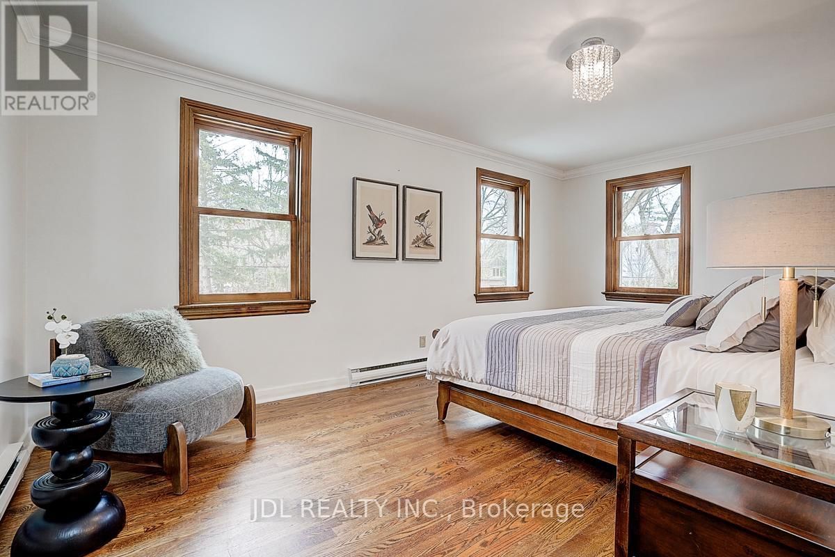 54 PLYMBRIDGE ROAD Image 35