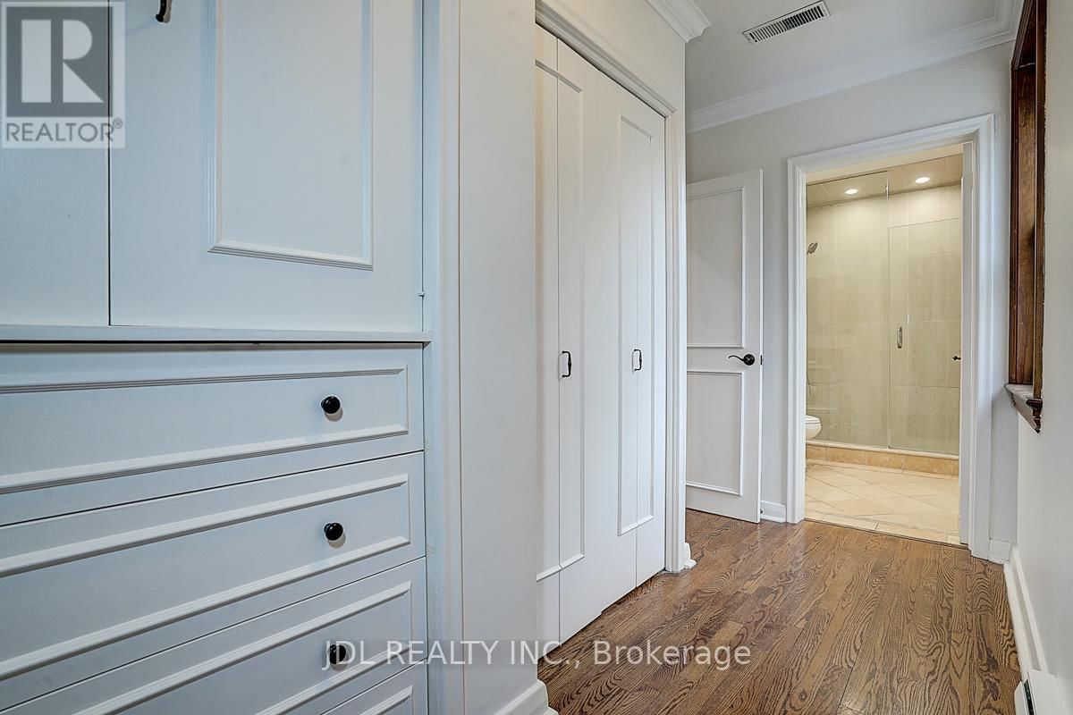 54 PLYMBRIDGE ROAD Image 38