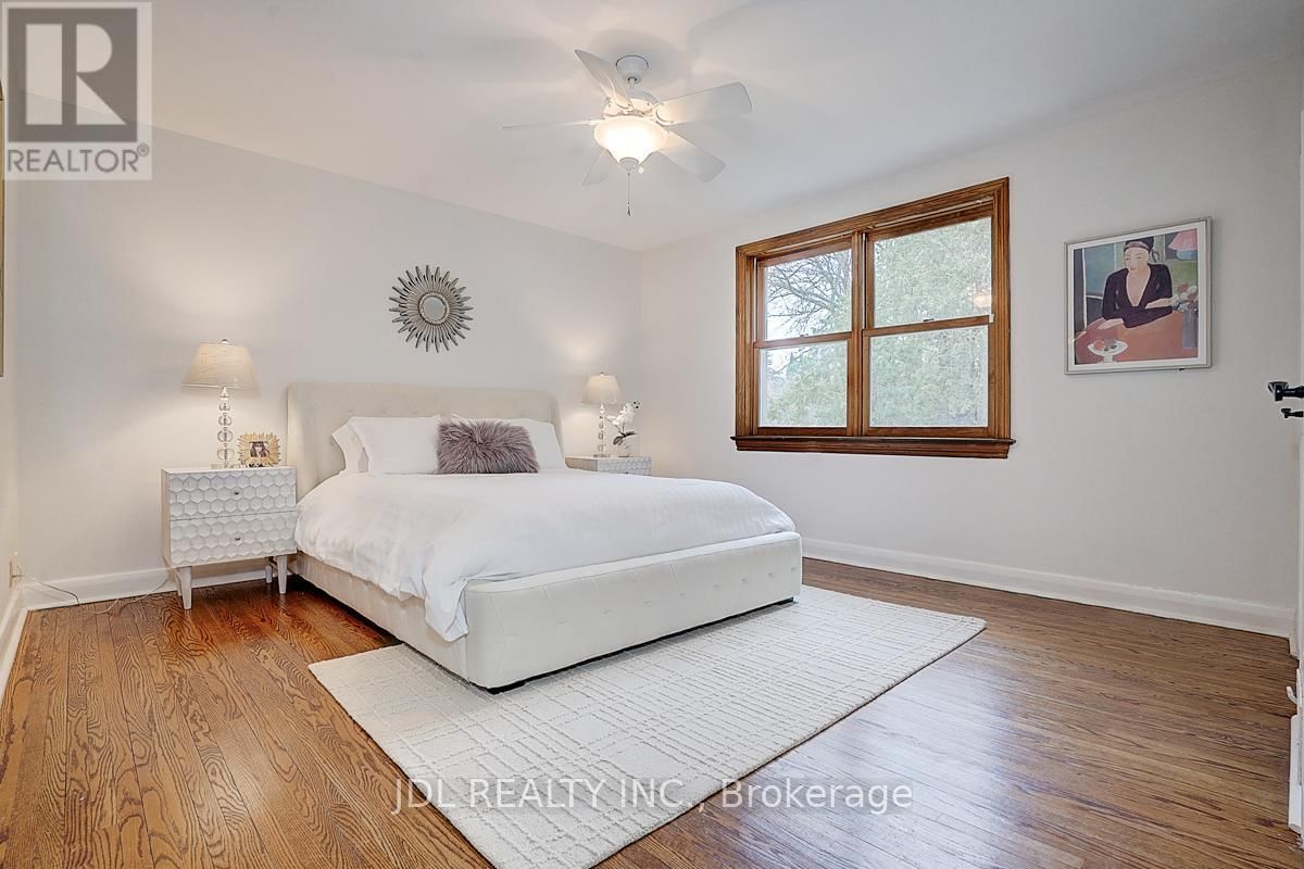 54 PLYMBRIDGE ROAD Image 40