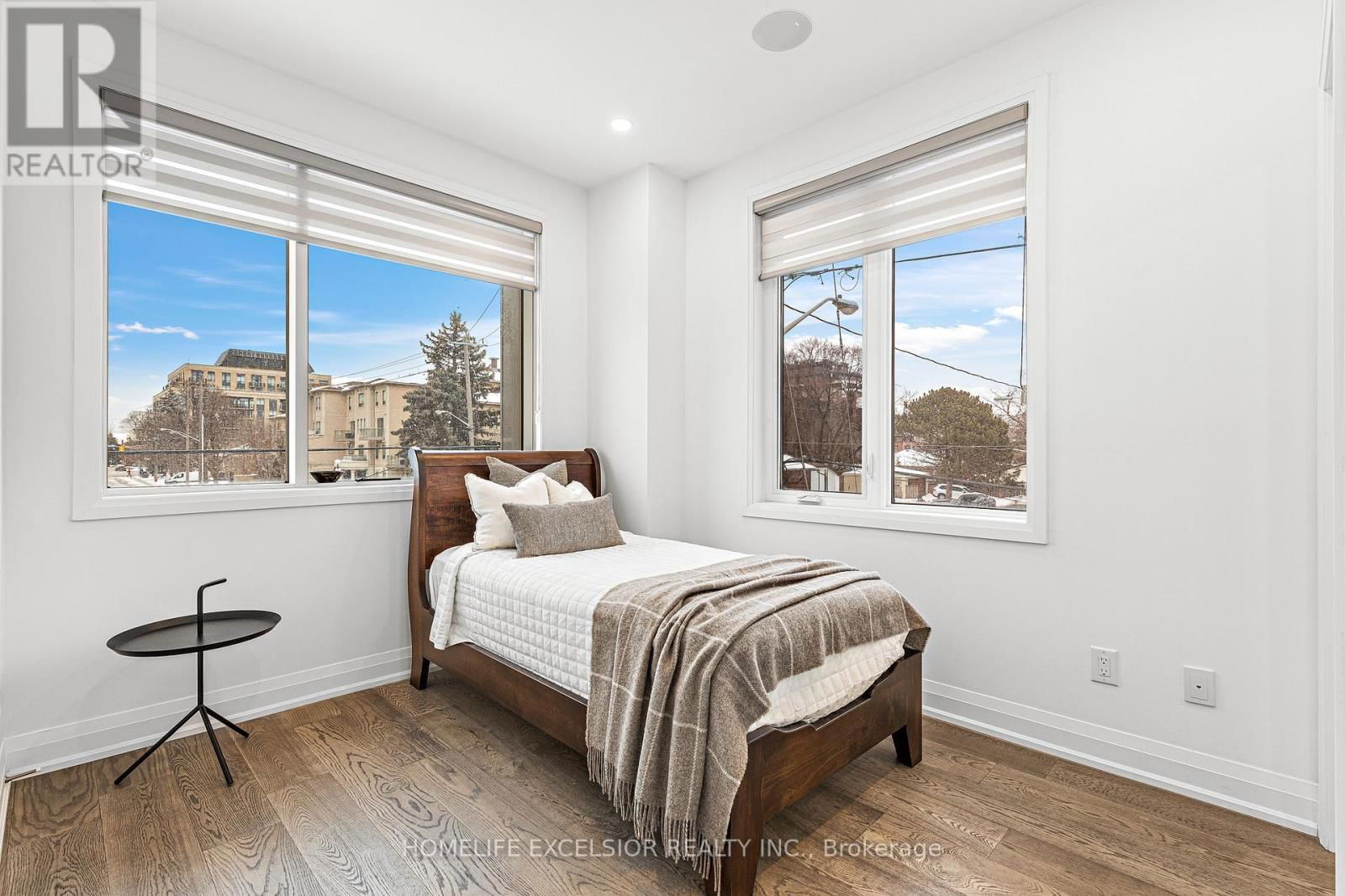1 - 18 GREENBRIAR ROAD Image 18