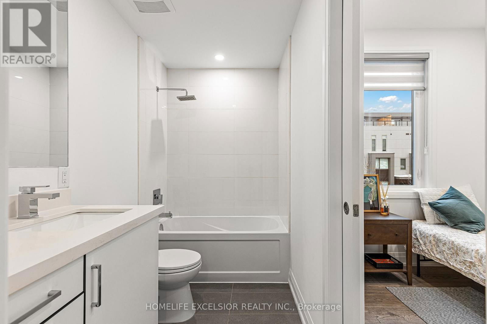 1 - 18 GREENBRIAR ROAD Image 23