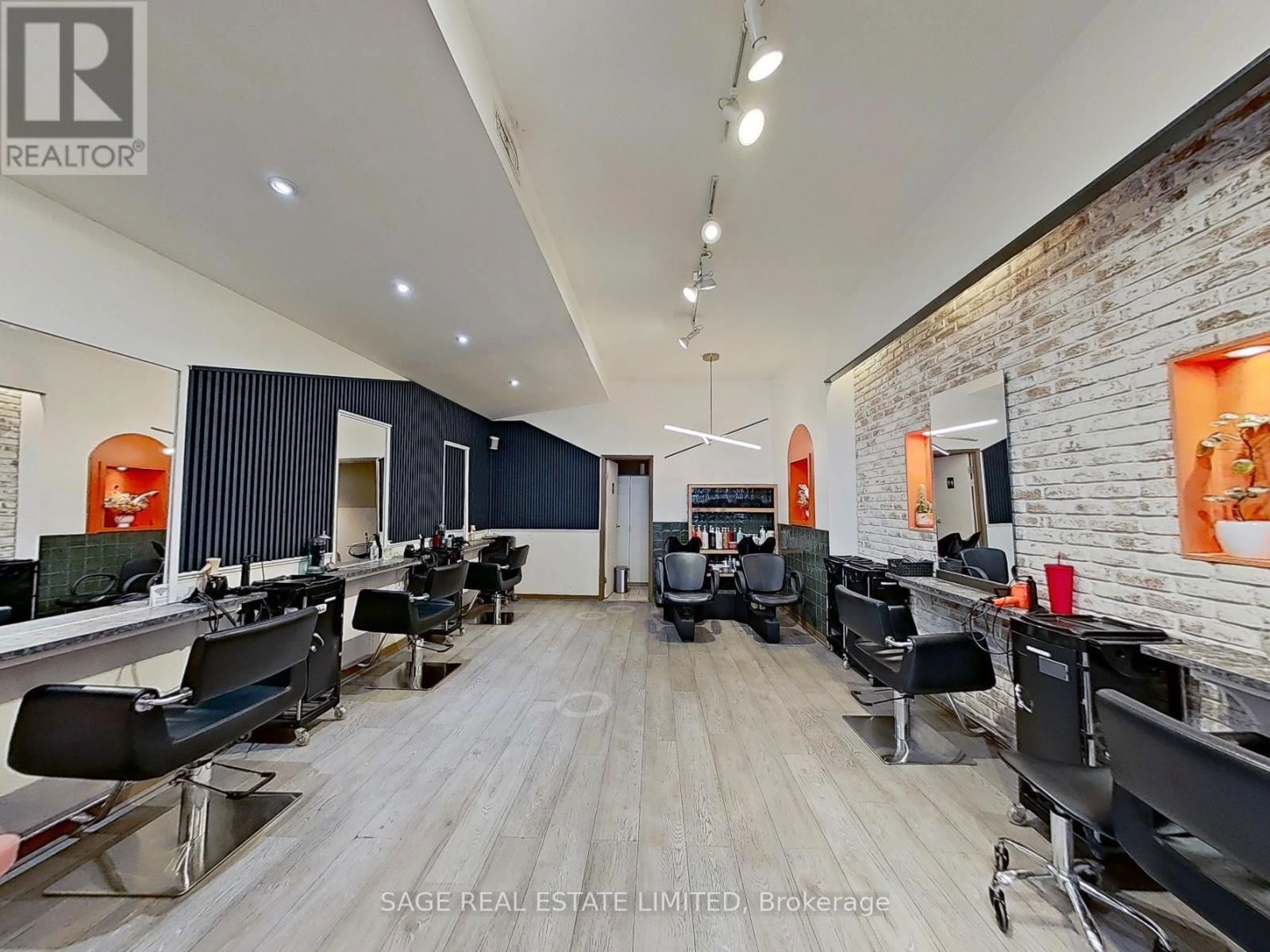 200 OSSINGTON AVENUE Image 5
