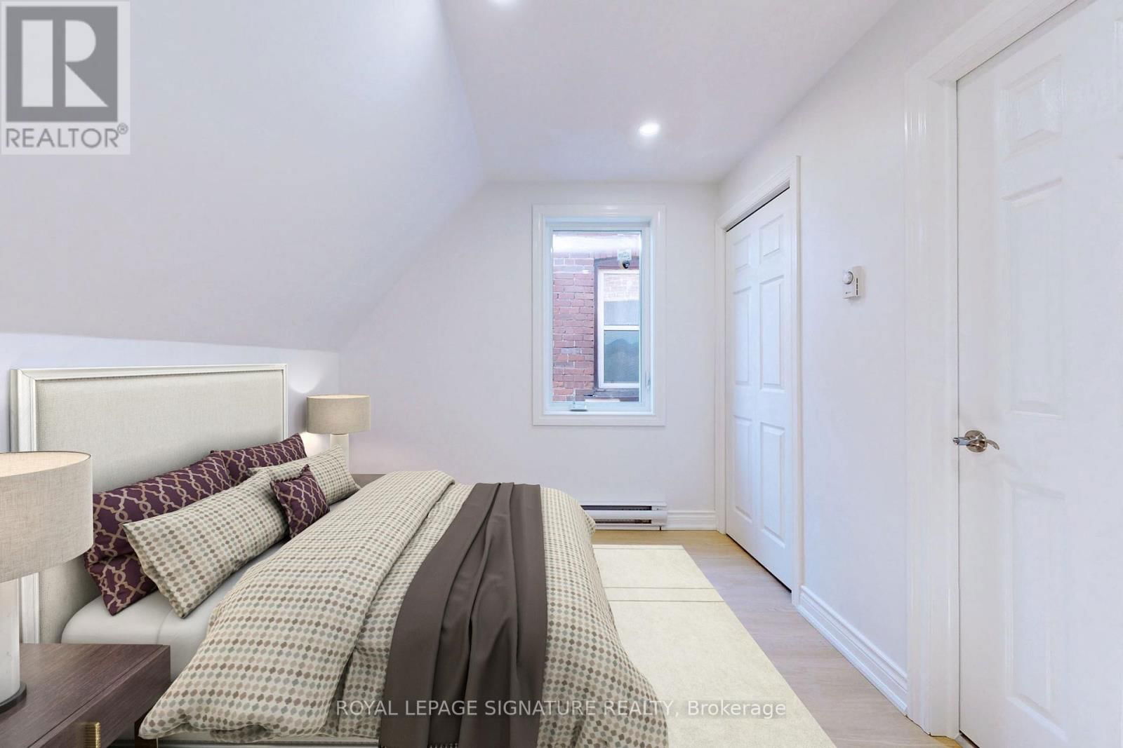 Upper - 179 BEATRICE STREET Image 12