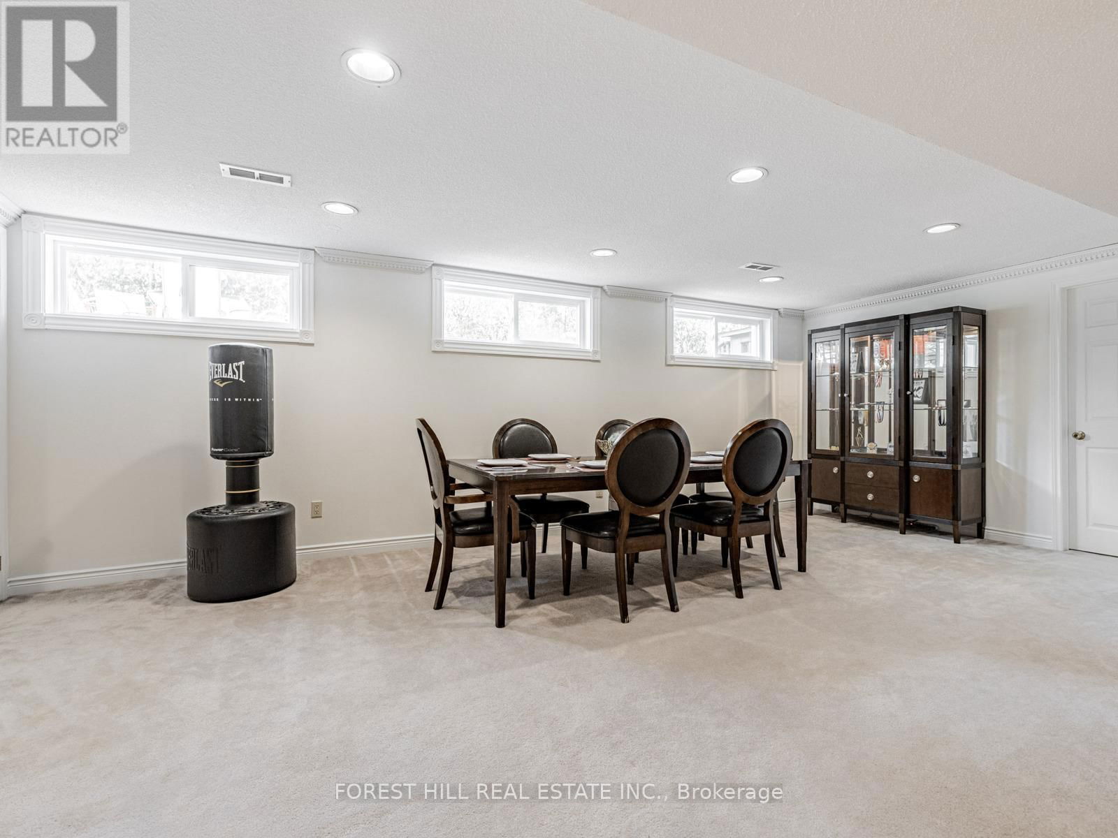 5 PARMBELLE CRESCENT Image 34