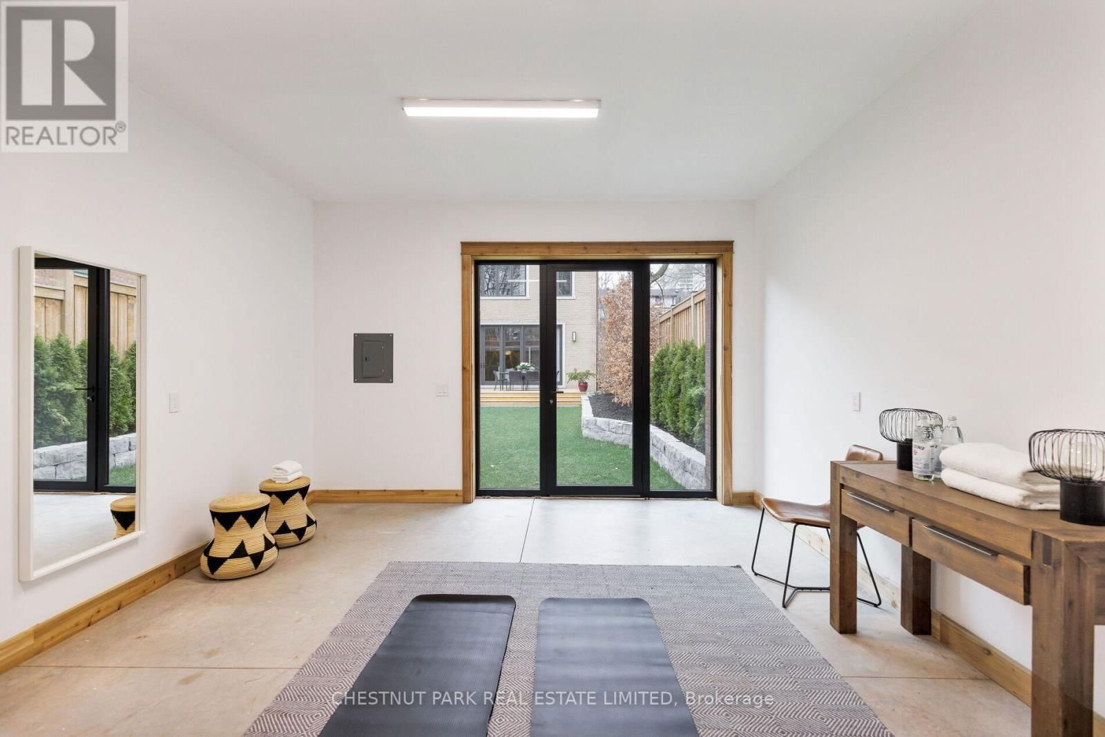 91 INGLEWOOD DRIVE Image 18