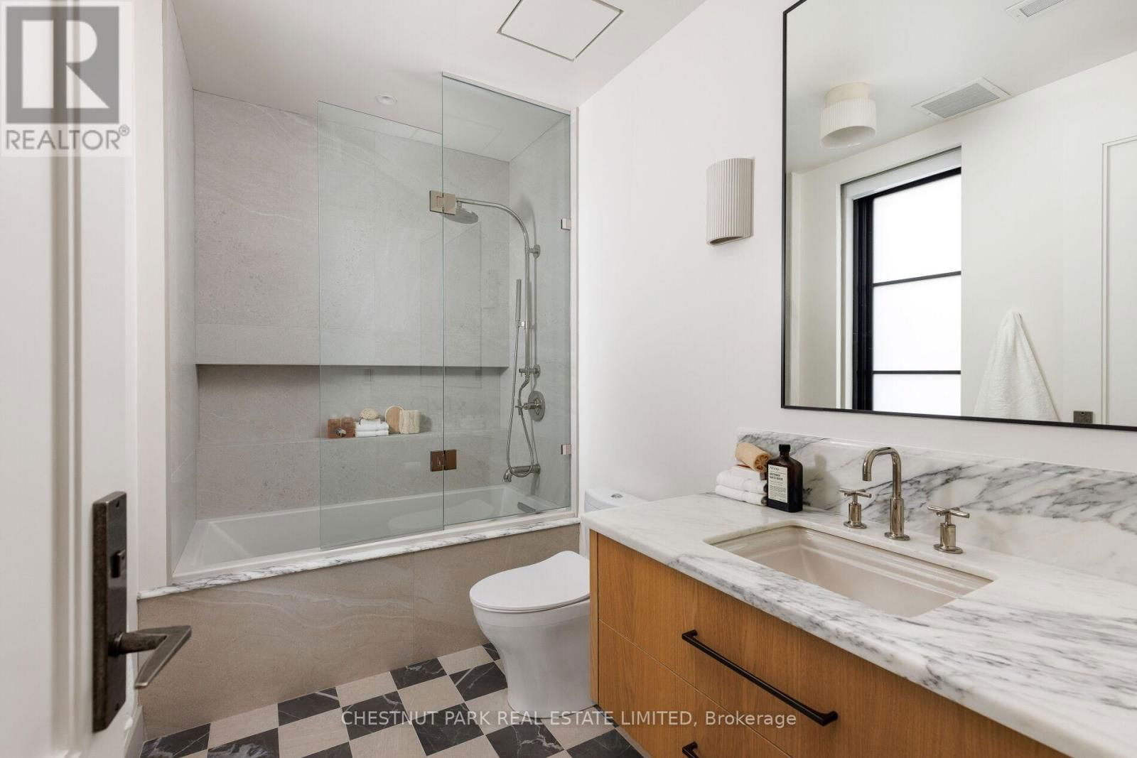 91 INGLEWOOD DRIVE Image 37