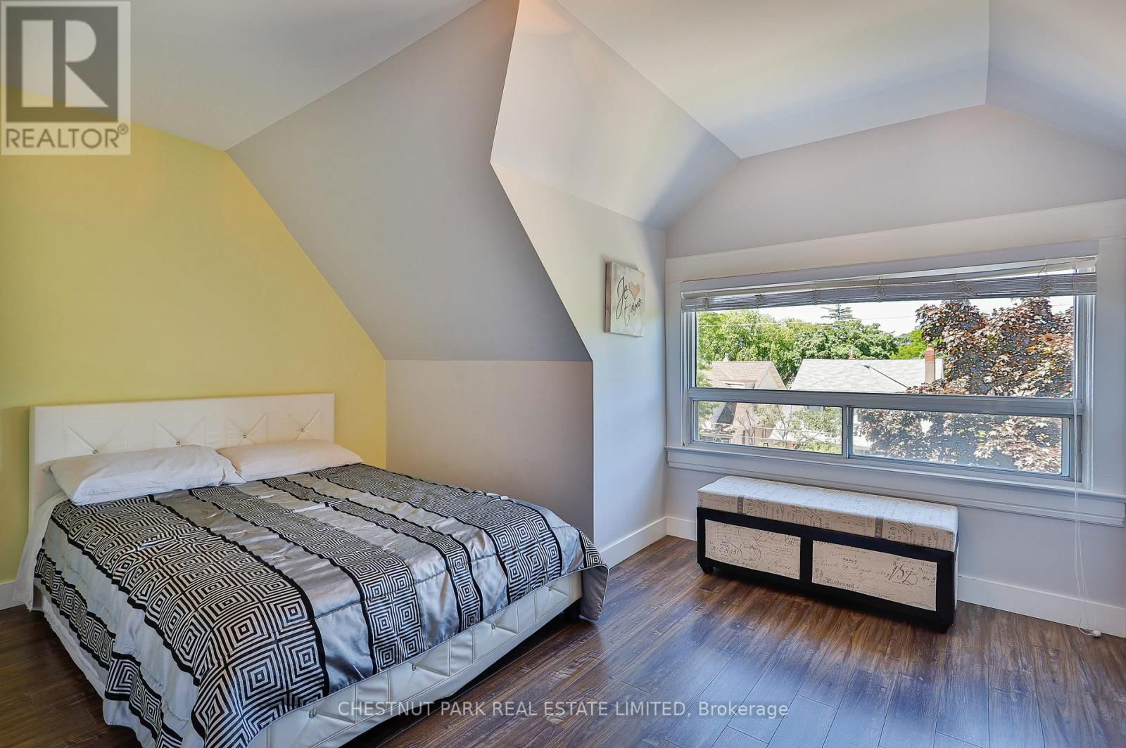 Upper - 163 BRIAR HILL AVENUE Image 28