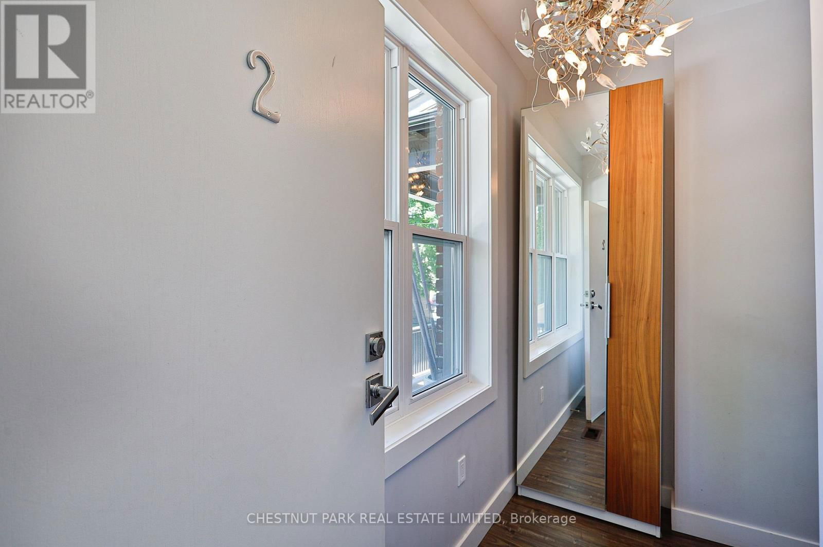 Upper - 163 BRIAR HILL AVENUE Image 4