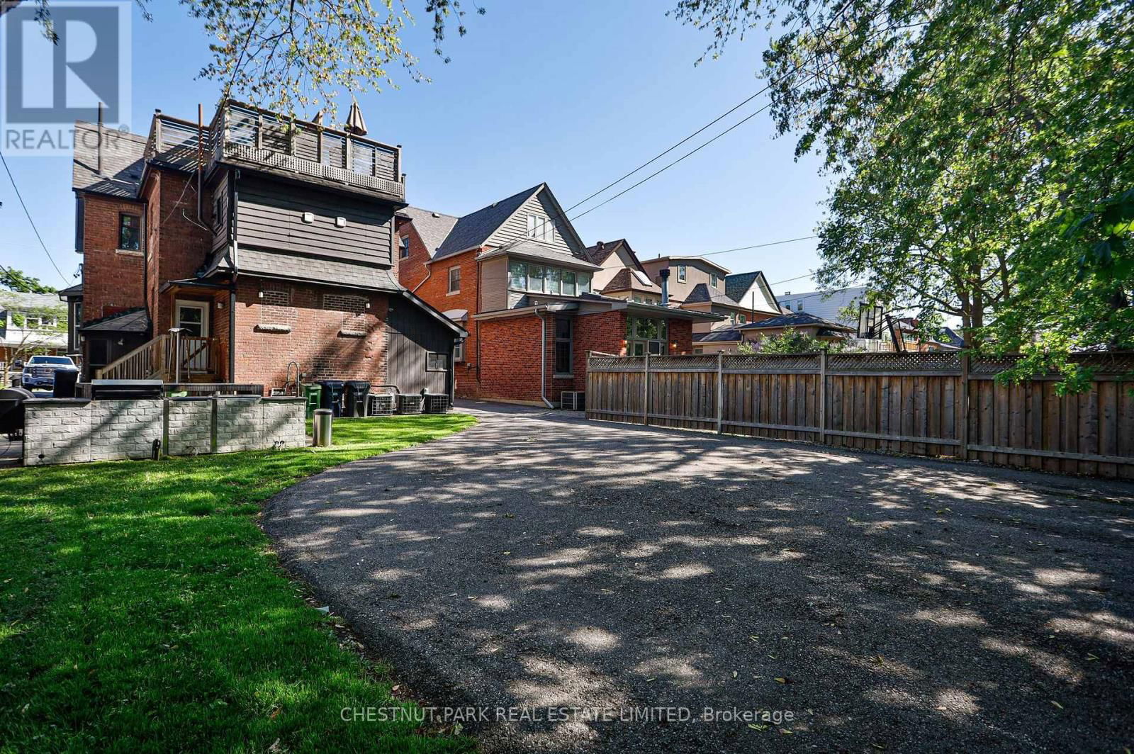 Upper - 163 BRIAR HILL AVENUE Image 42