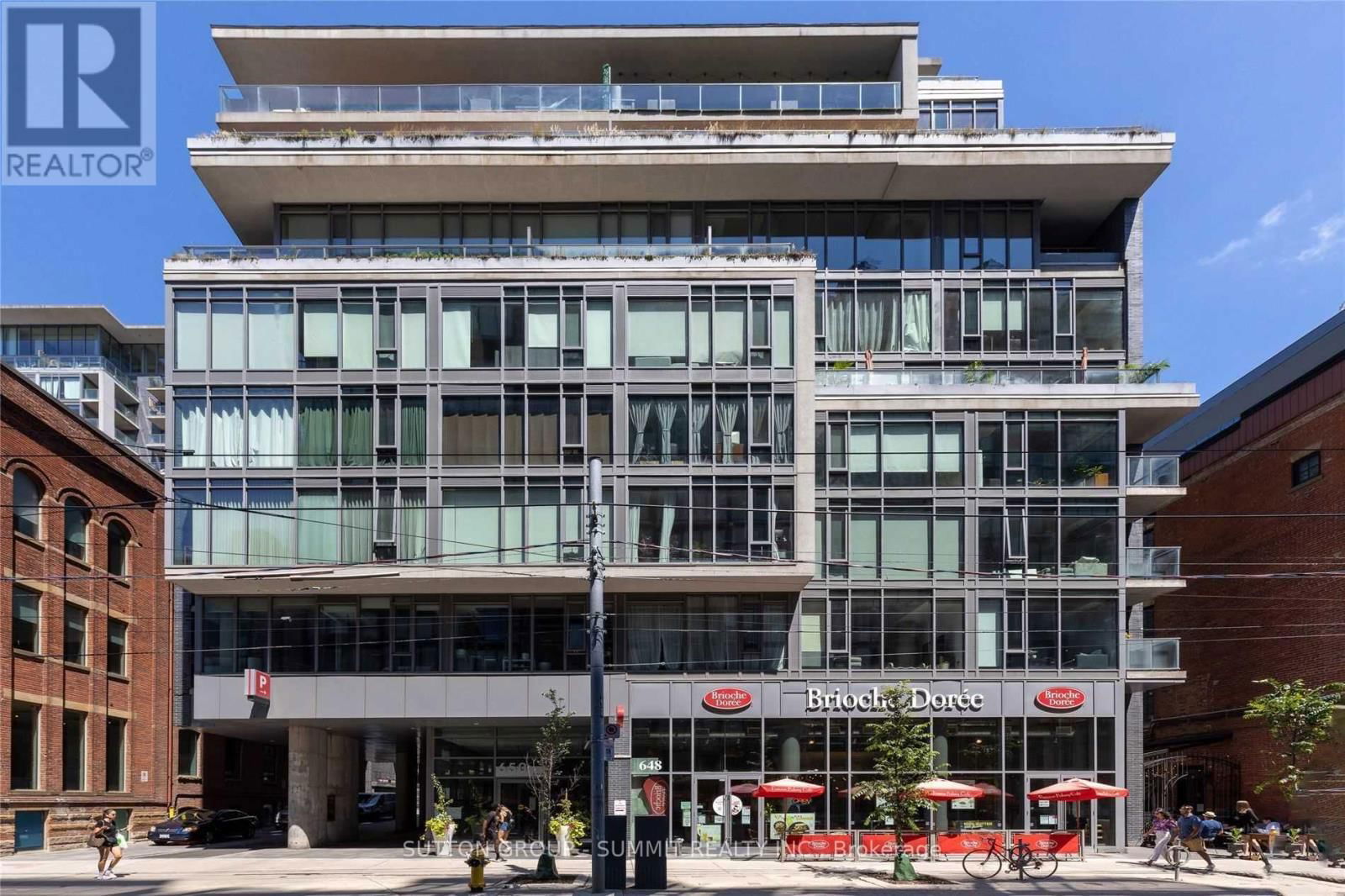 819 - 95 BATHURST STREET Image 1