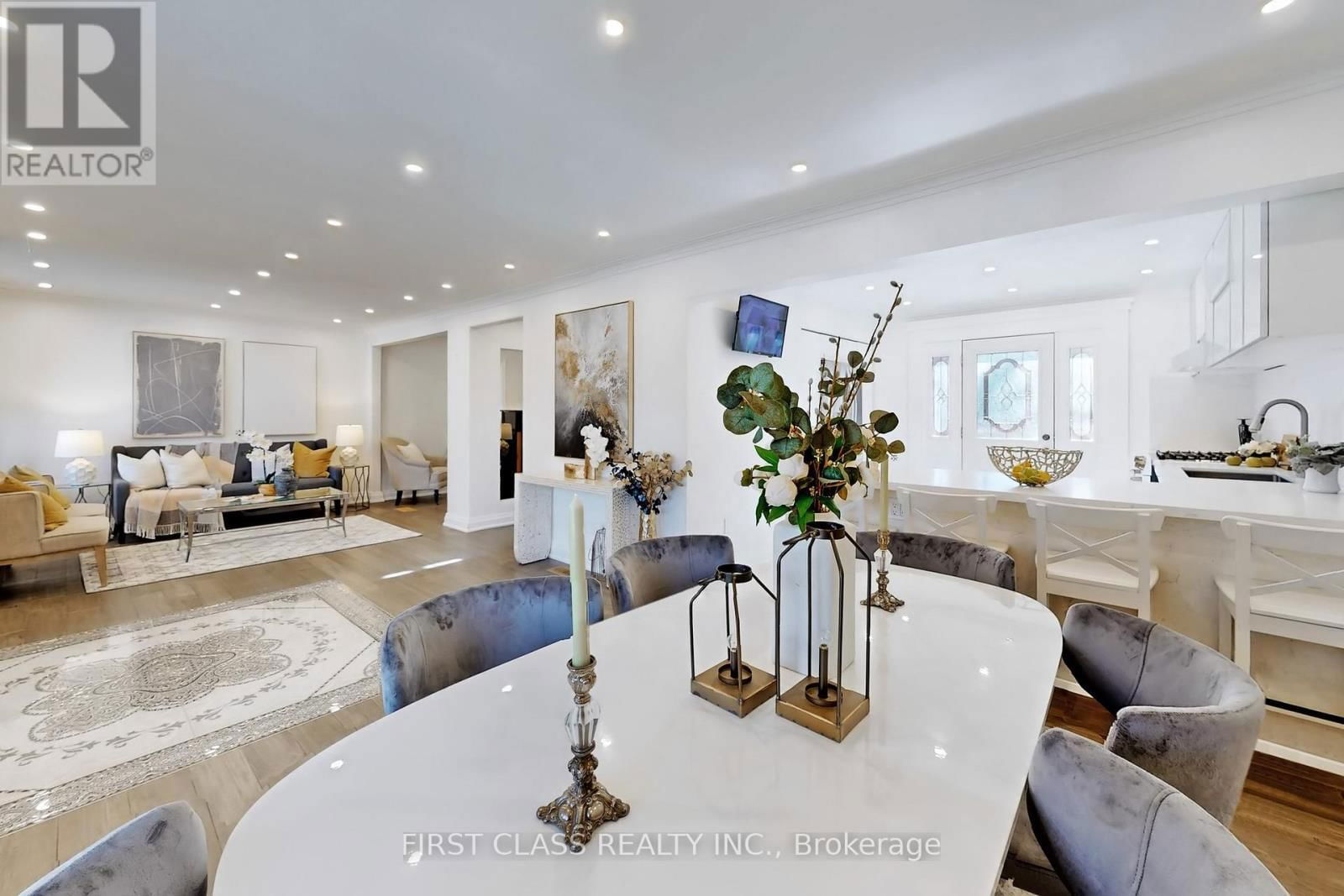 2950 BAYVIEW AVENUE Image 12