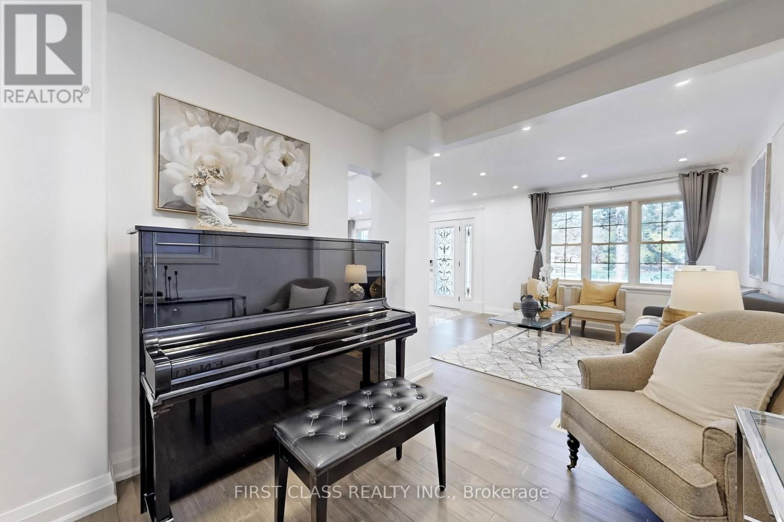2950 BAYVIEW AVENUE Image 18
