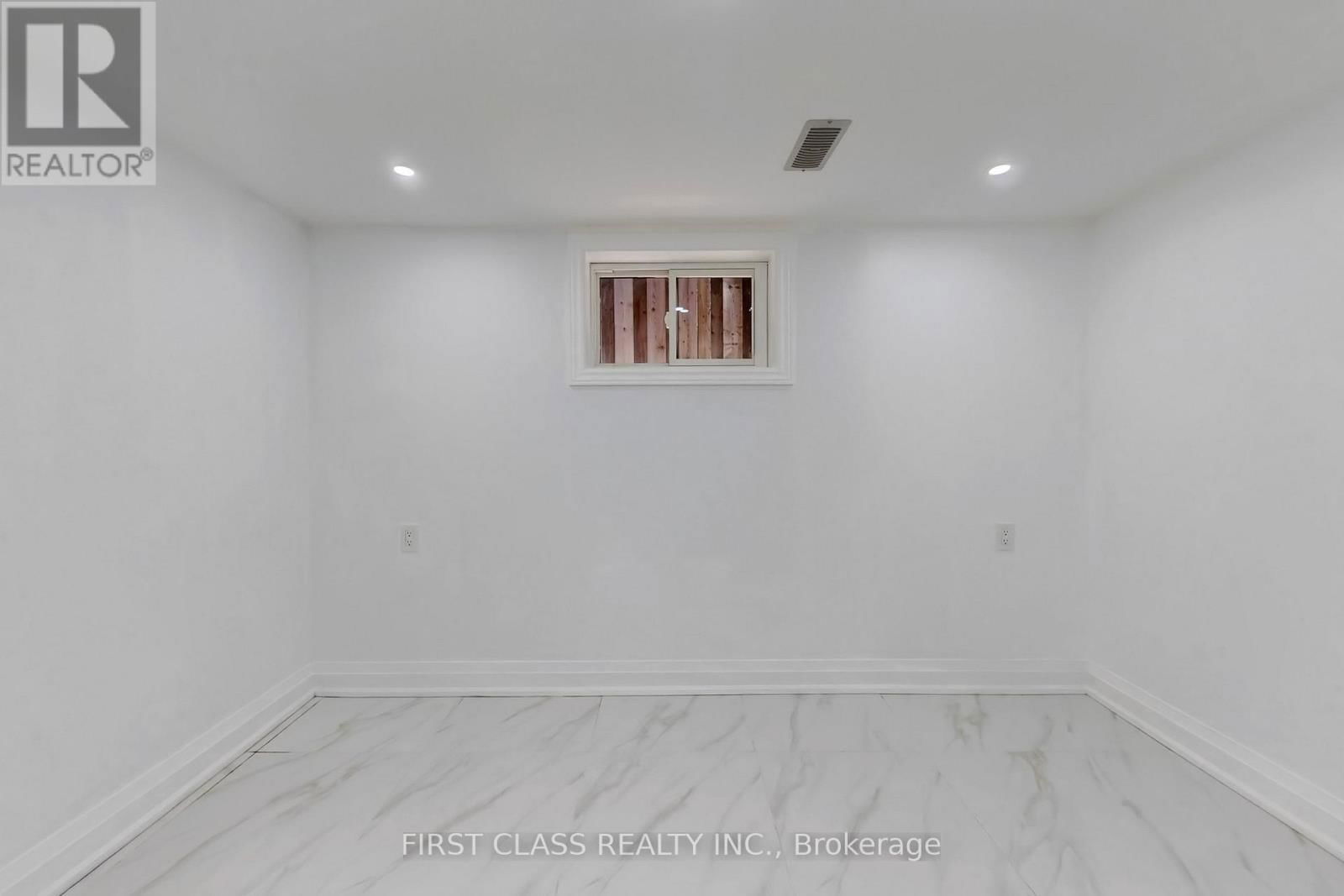 2950 BAYVIEW AVENUE Image 37