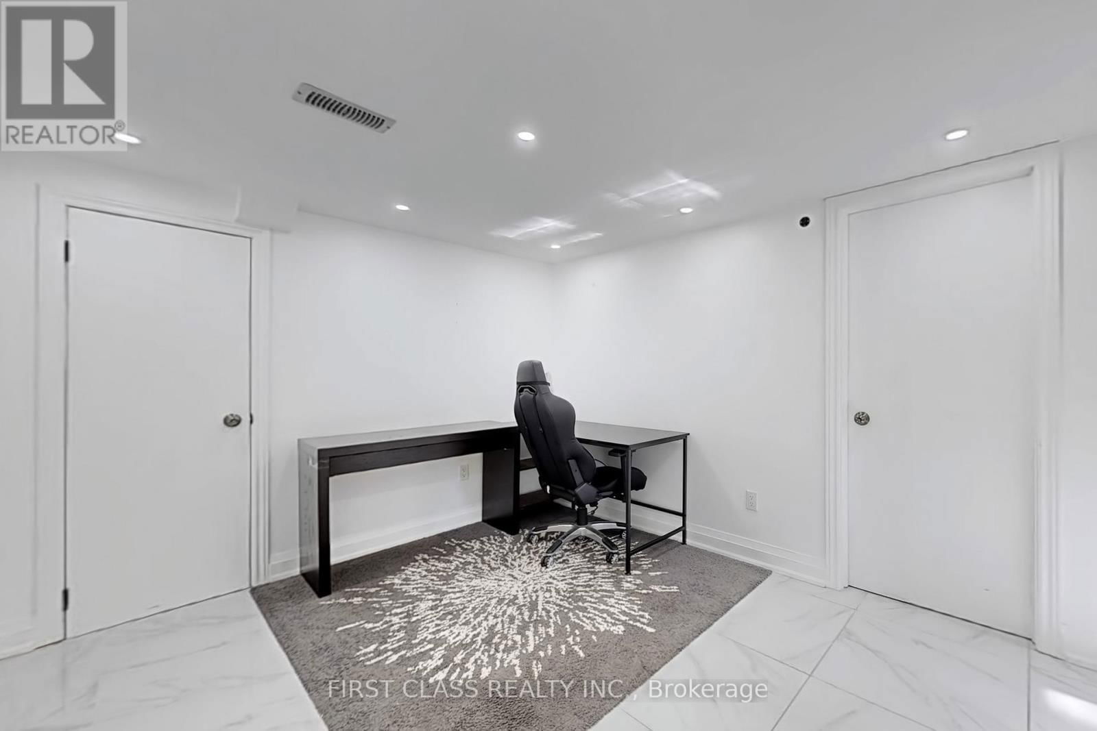 2950 BAYVIEW AVENUE Image 38