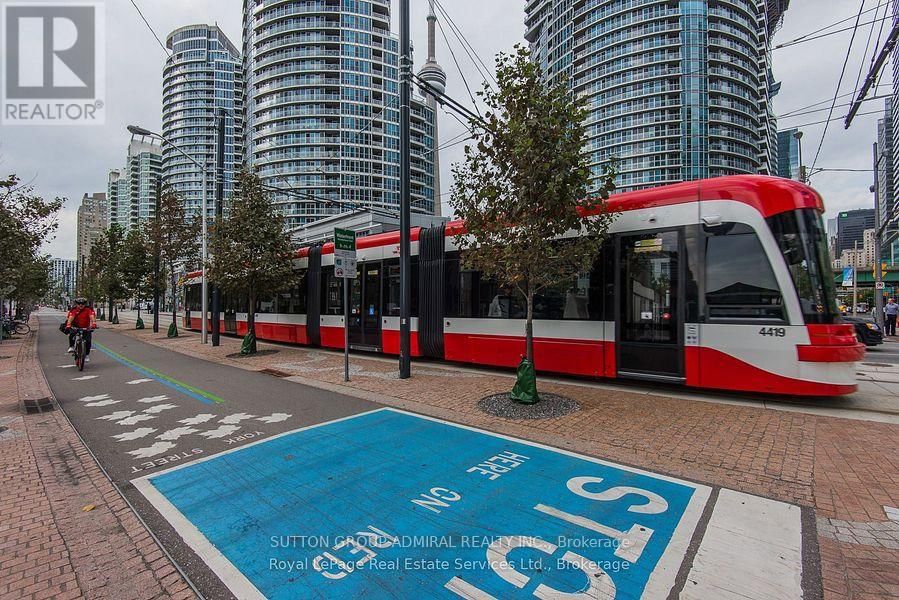 1109 - 208 QUEENS QUAY WEST Image 25