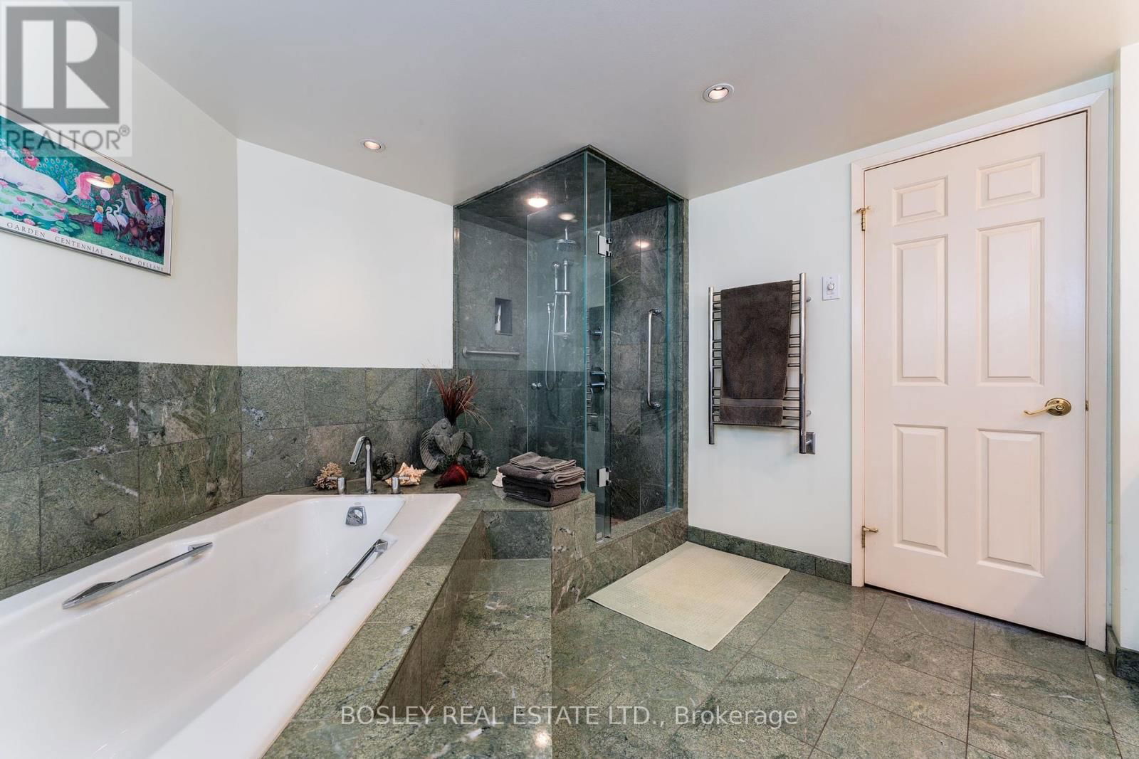 605 - 160 FREDERICK STREET Image 15