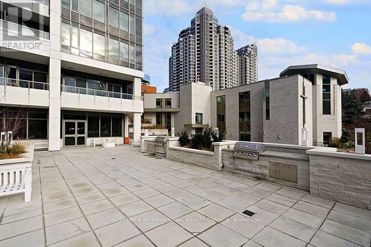 1015 - 75 CANTERBURY PLACE Image 14