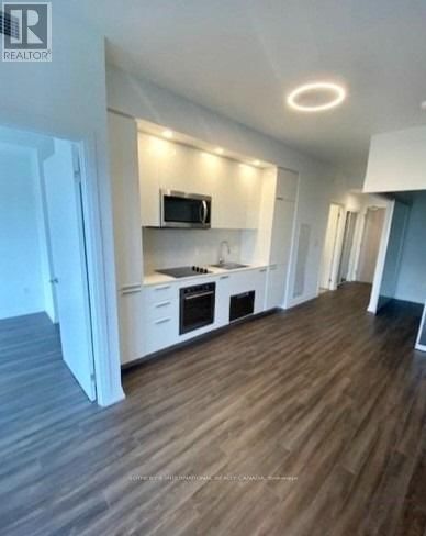 1015 - 75 CANTERBURY PLACE Image 6