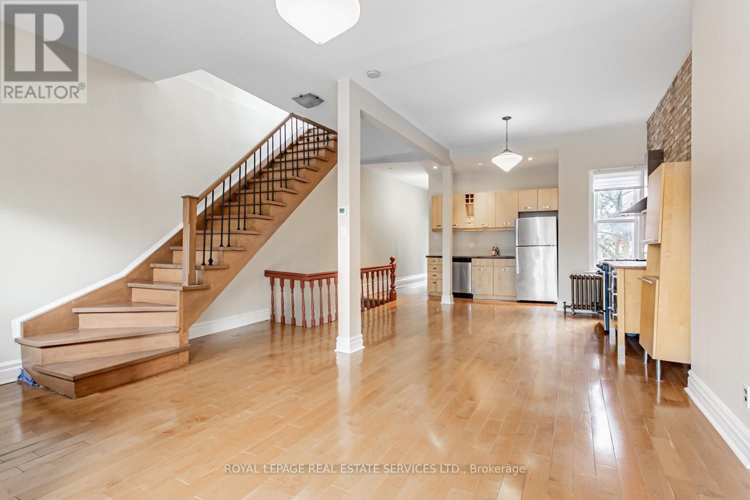 62 LAKEVIEW AVENUE Image 8