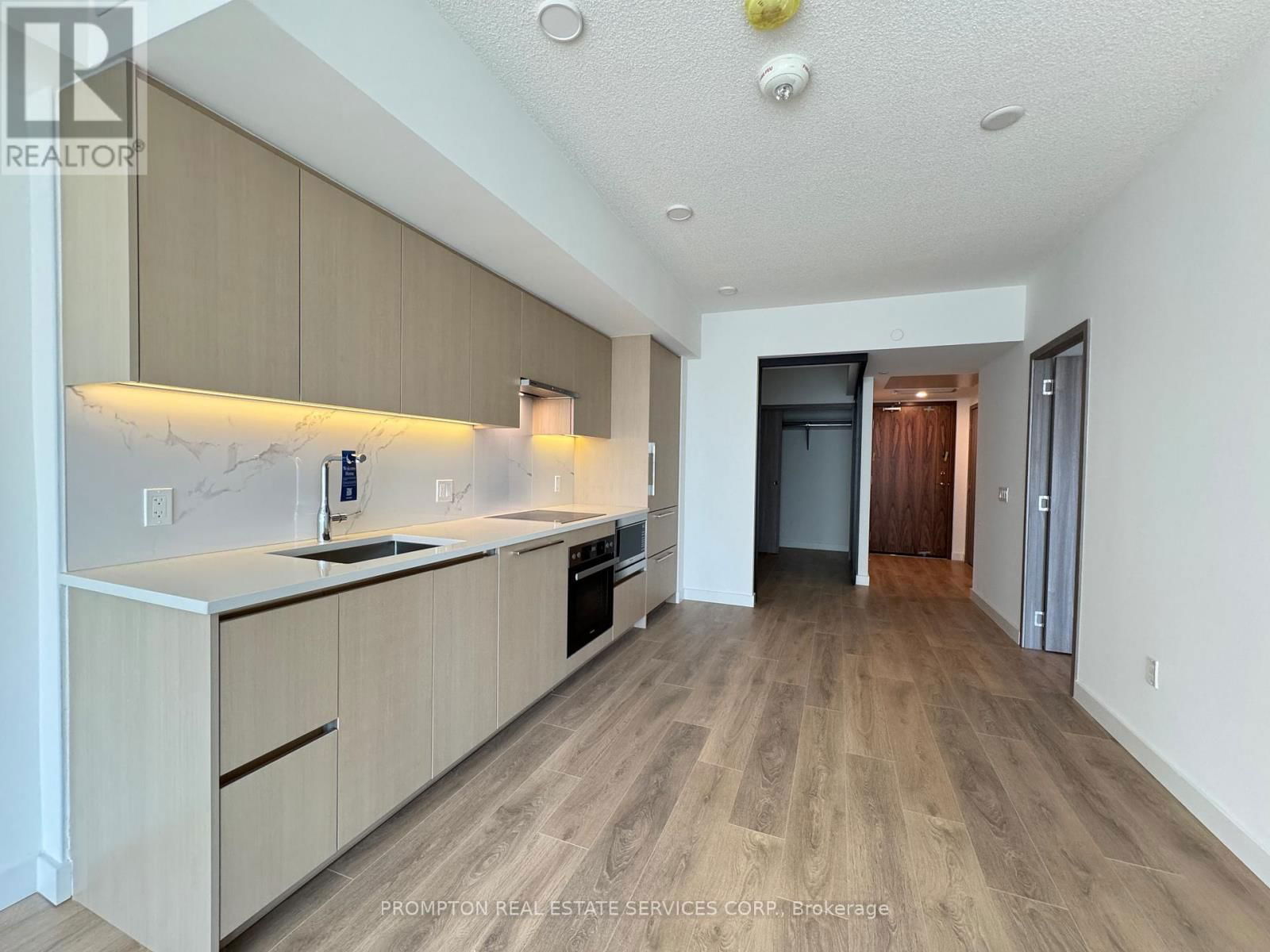 312 - 1 CONCORD CITYPLACE WAY Image 1