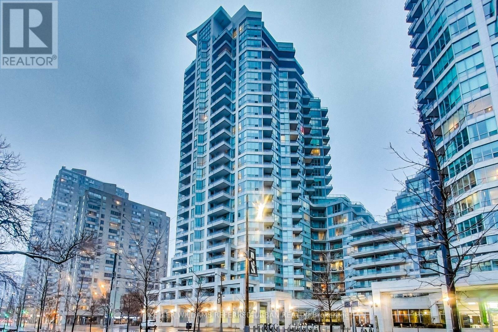 2117 - 230 QUEENS QUAY WEST Image 21