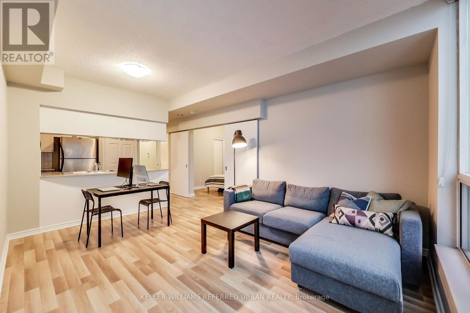 2117 - 230 QUEENS QUAY WEST Image 8