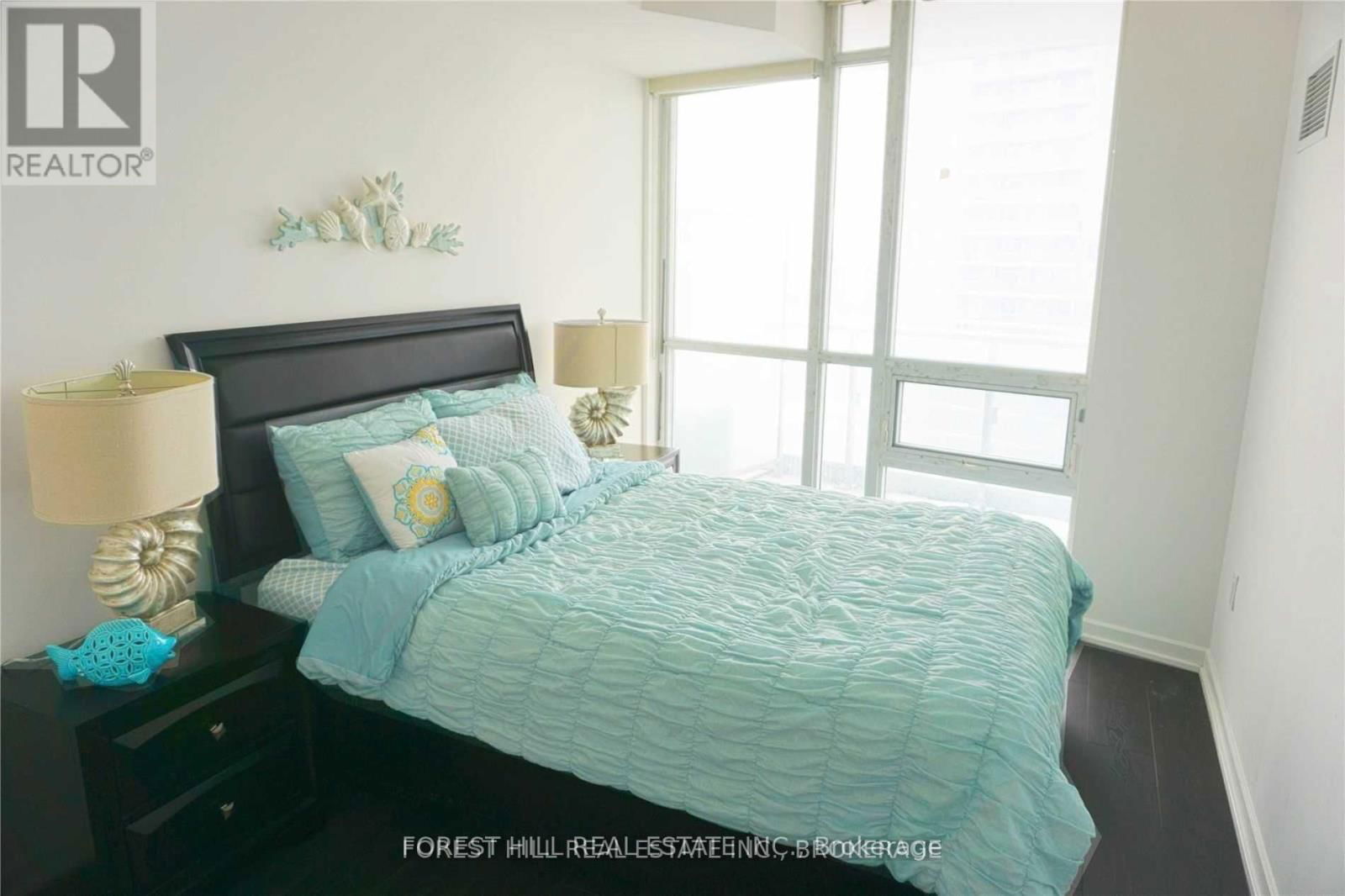 1306 - 70 FOREST MANOR ROAD Image 7
