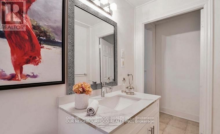 243 LIPPINCOTT STREET Image 16