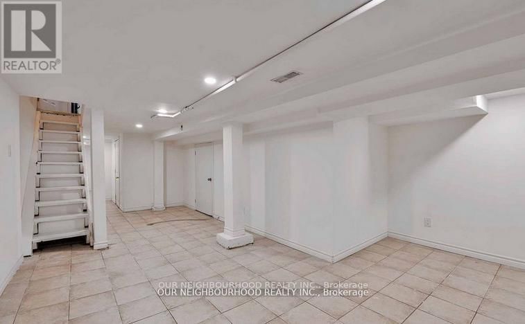 243 LIPPINCOTT STREET Image 19
