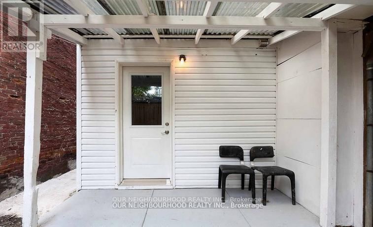 243 LIPPINCOTT STREET Image 24