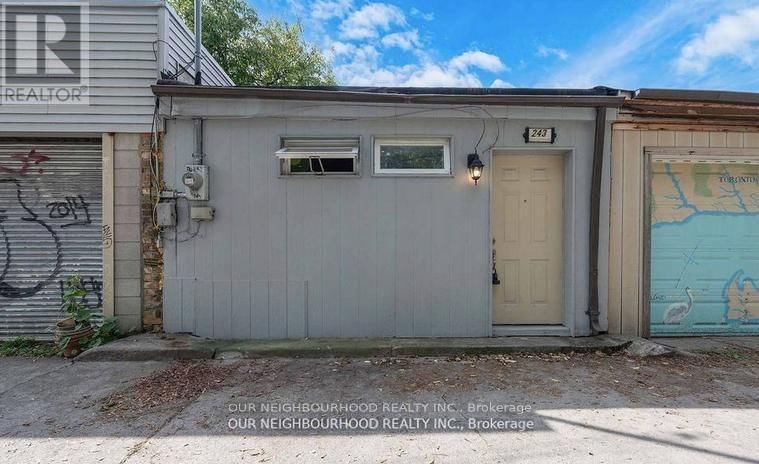 243 LIPPINCOTT STREET Image 36