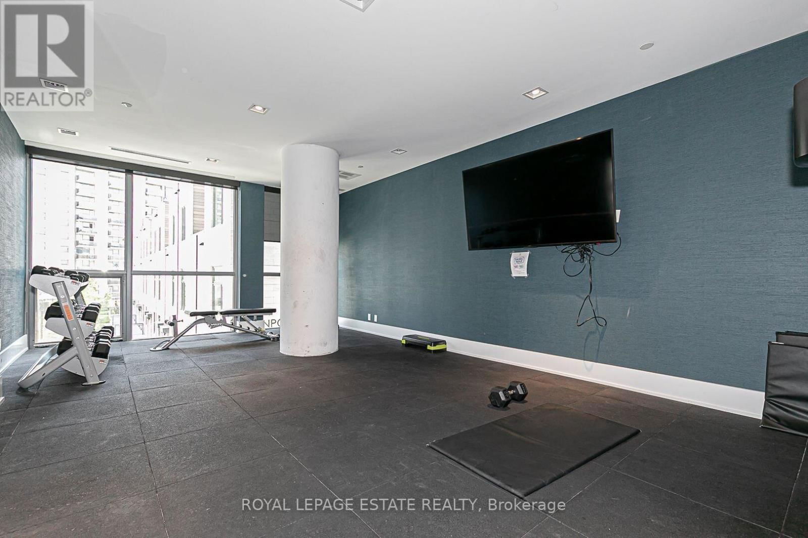 Th8 - 175 PEARS AVENUE Image 34