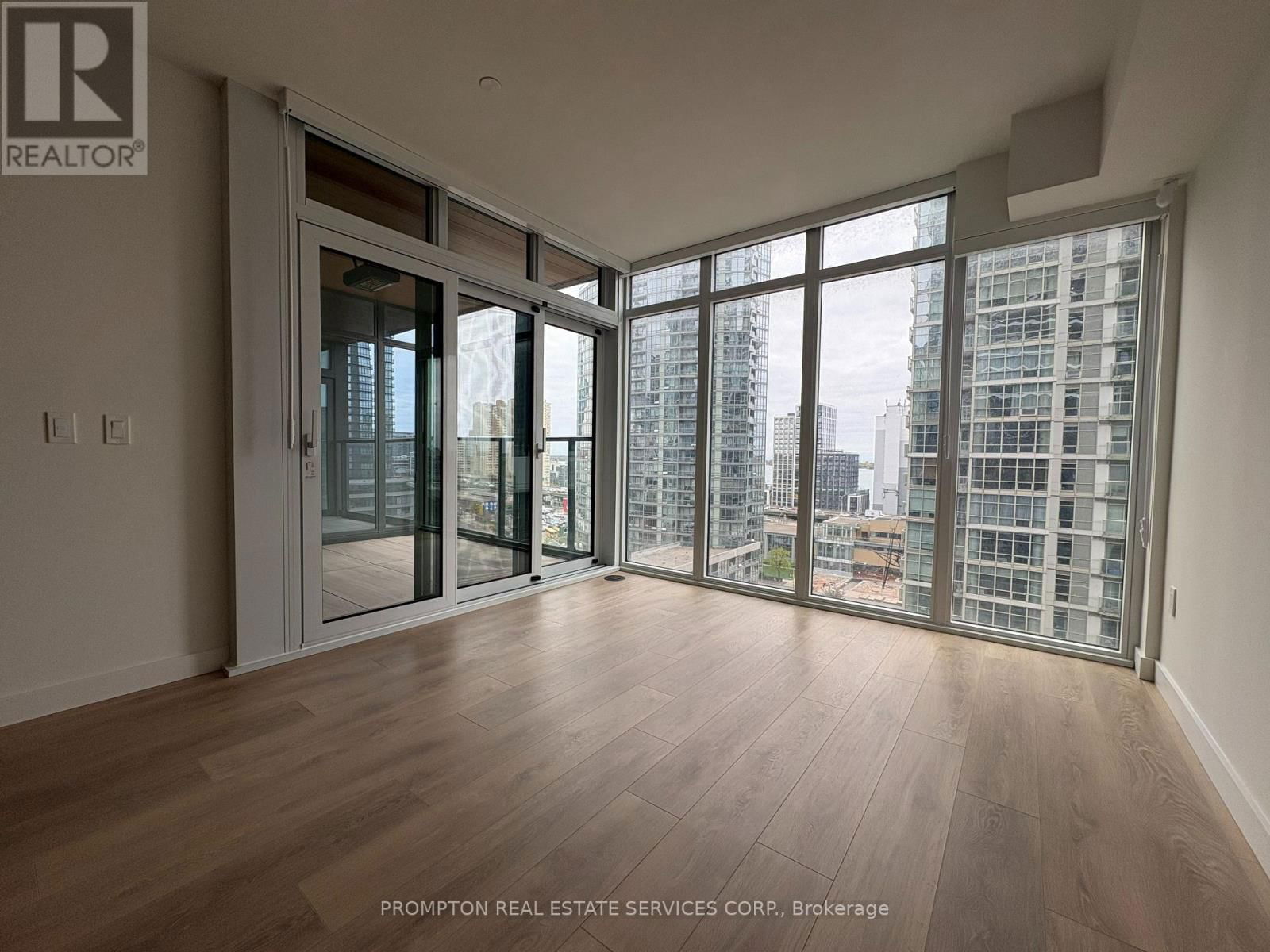 1011 - 1 CONCORD CITYPLACE WAY Image 4