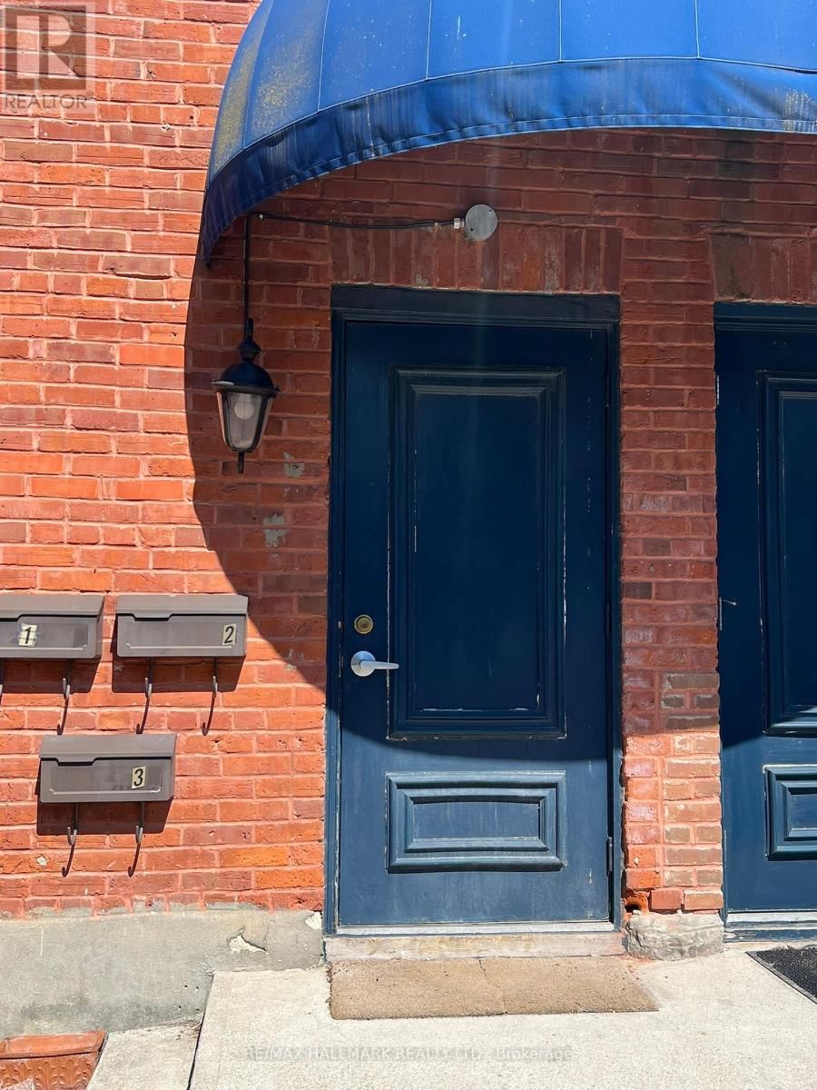 2 - 266 AVENUE ROAD Image 2