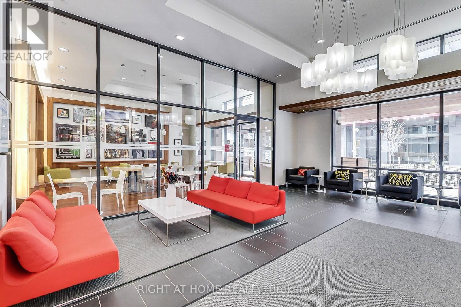 1005 - 225 SACKVILLE STREET Image 25