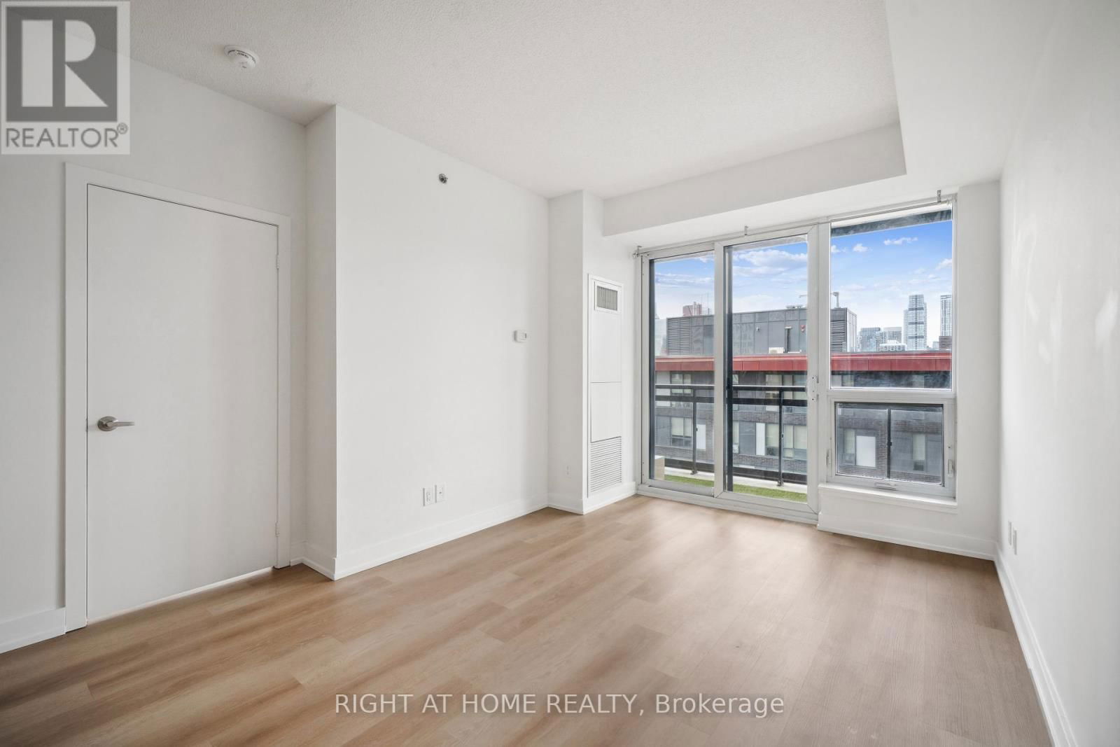1005 - 225 SACKVILLE STREET Image 8