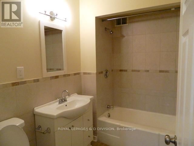100 - 740 EGLINTON AVENUE WEST Image 8